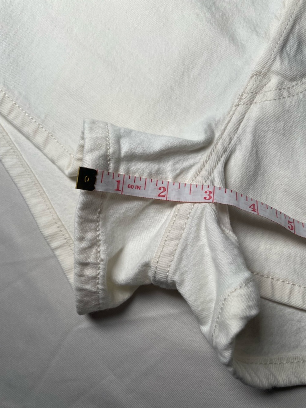 Levi’s Women’s 501 Original Shorts High-Rise White, Size 25, Brand NWT - Picture 7 of 8